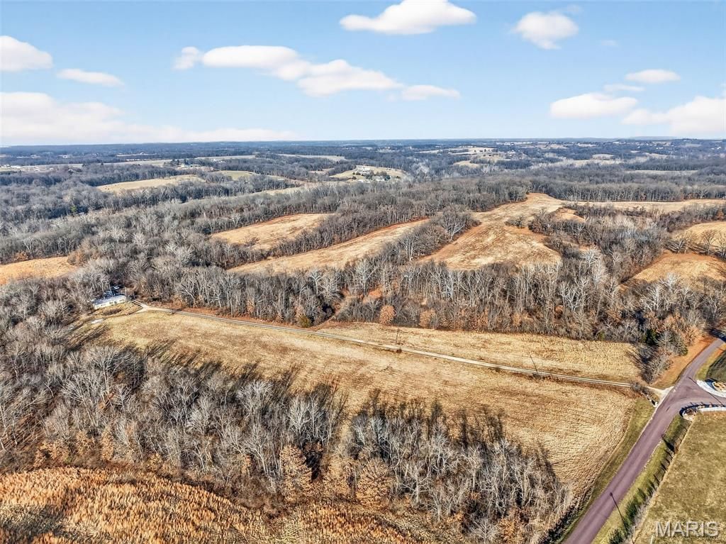 285 Graves, Foley, MO 63347