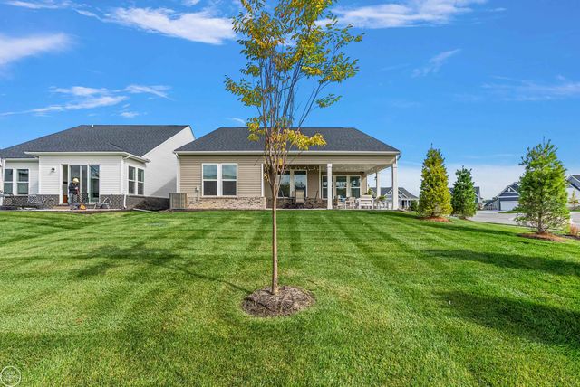 4162 Flagstone Drive, Milford, MI 48381