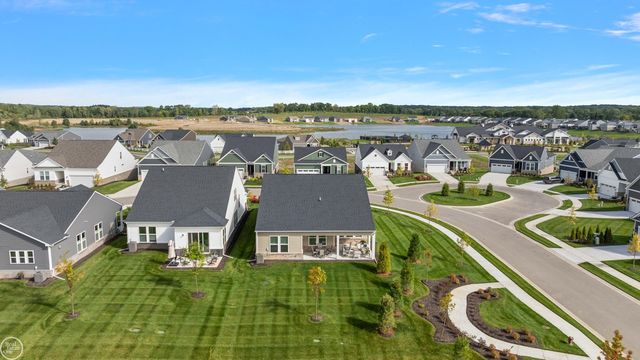 4162 Flagstone Drive, Milford, MI 48381