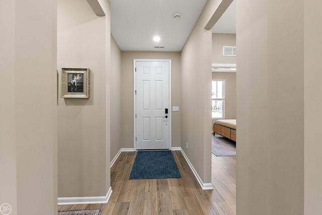 4162 Flagstone Drive, Milford, MI 48381