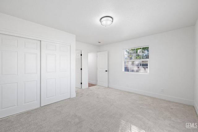 1209 Woodrow Avenue, Bakersfield, CA 93308