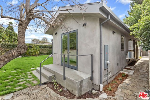 11929 Bray Street, Culver City, CA 90230