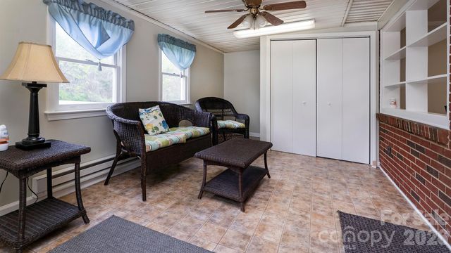 2700 Mount Pleasant Road S, Mount Pleasant, NC 28124
