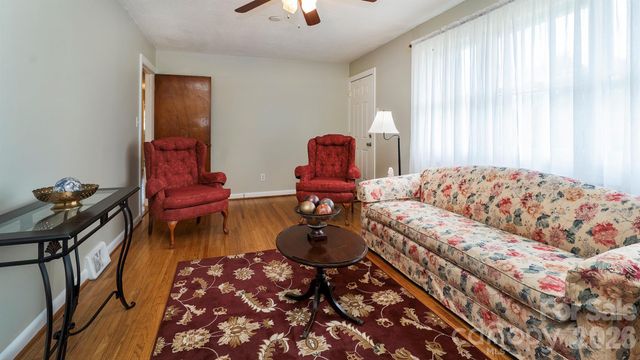 2700 Mount Pleasant Road S, Mount Pleasant, NC 28124