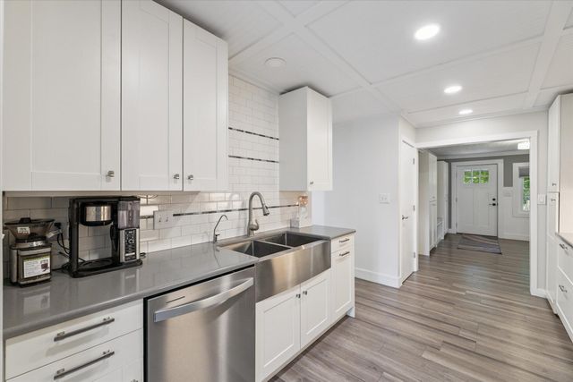 8590 Greenfield Highway, Bellevue, MI 49021