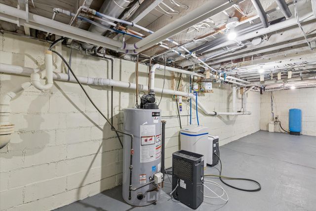 8590 Greenfield Highway, Bellevue, MI 49021