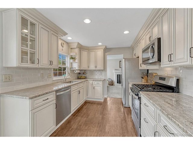 1120 S Flower Cir, Lakewood, CO 80232