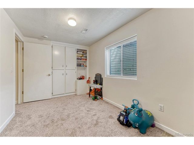 1120 S Flower Cir, Lakewood, CO 80232