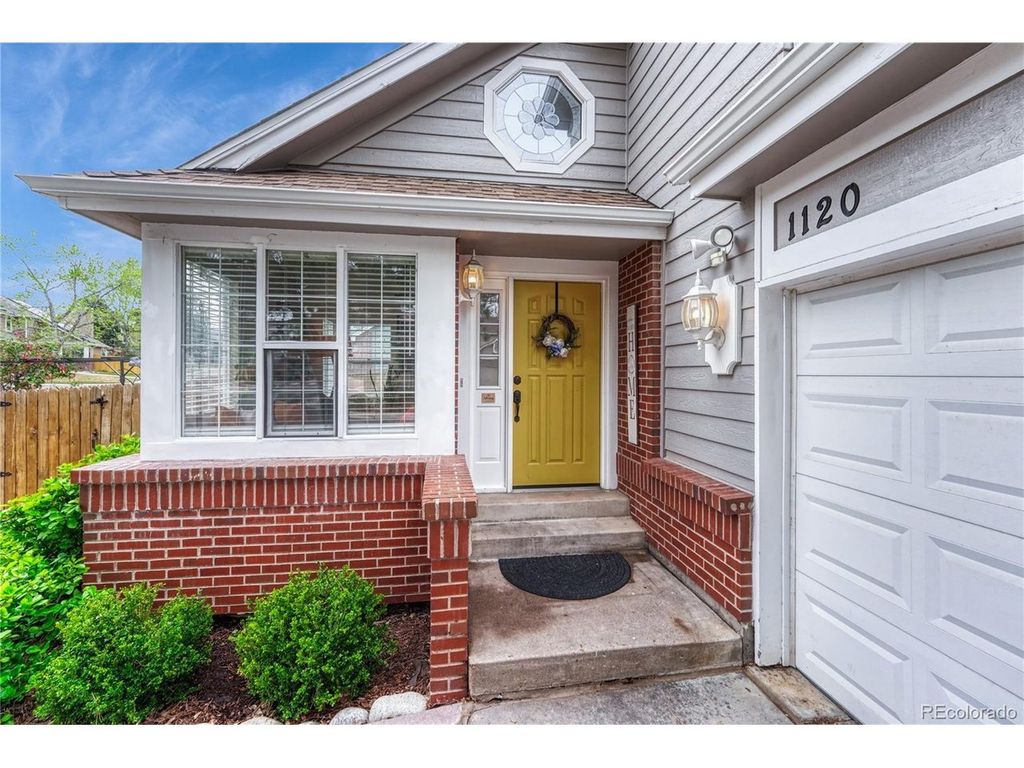 1120 S Flower Cir, Lakewood, CO 80232