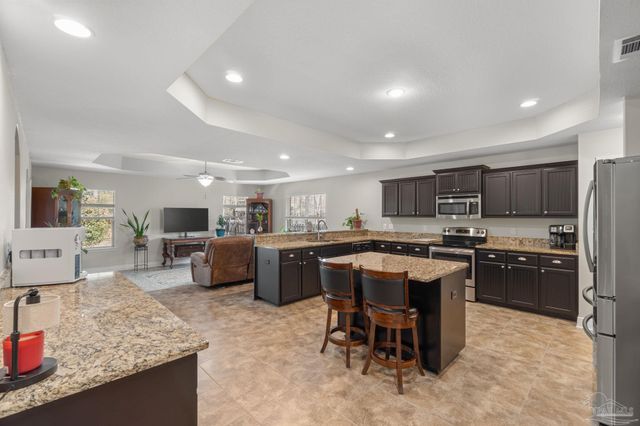 7048 Flintwood St, Navarre, FL 32566