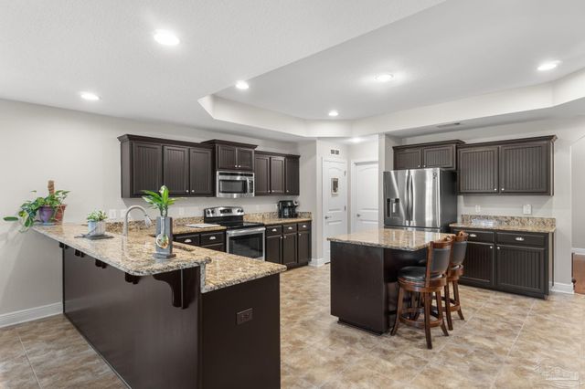 7048 Flintwood St, Navarre, FL 32566