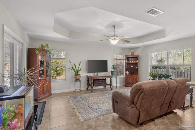 7048 Flintwood St, Navarre, FL 32566