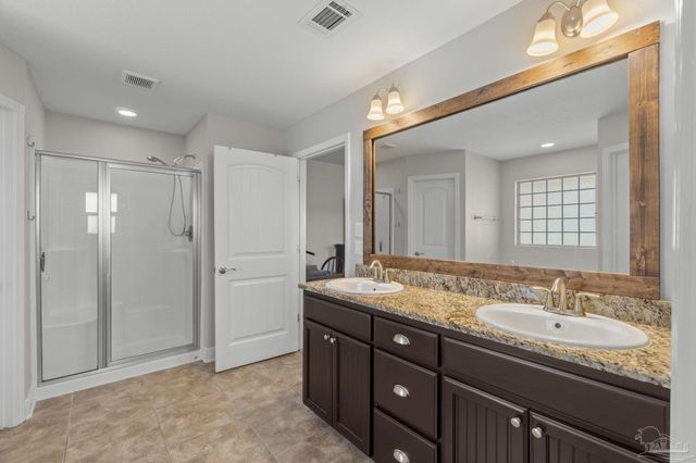 7048 Flintwood St, Navarre, FL 32566