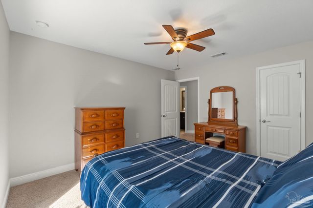 7048 Flintwood St, Navarre, FL 32566