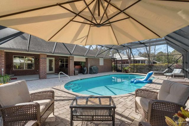 7048 Flintwood St, Navarre, FL 32566