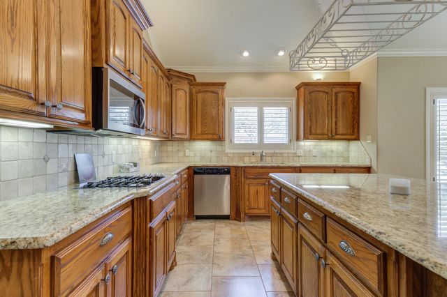 6017 87th Street, Lubbock, TX 79424