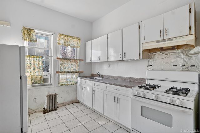 1623 Norman Street, Ridgewood, NY 11385