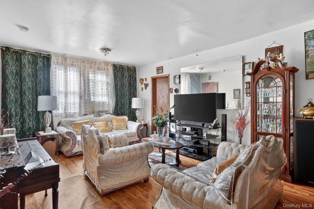 1623 Norman Street, Ridgewood, NY 11385