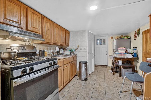 1623 Norman Street, Ridgewood, NY 11385