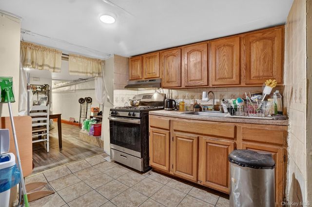 1623 Norman Street, Ridgewood, NY 11385