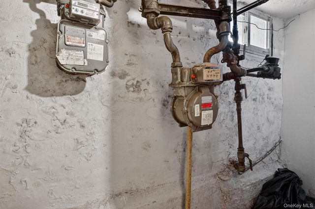 1623 Norman Street, Ridgewood, NY 11385