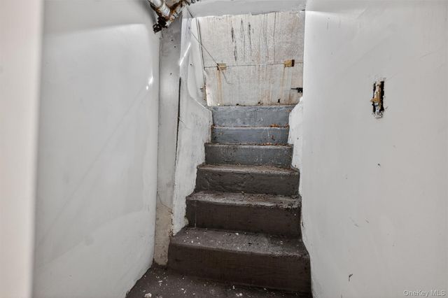 1623 Norman Street, Ridgewood, NY 11385