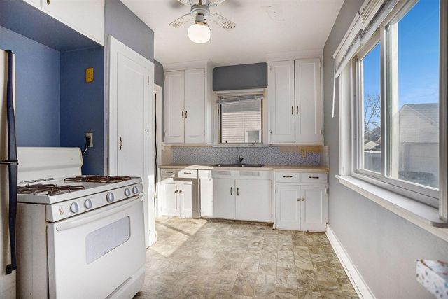 1506 Lane Boulevard, Kalamazoo, MI 49001