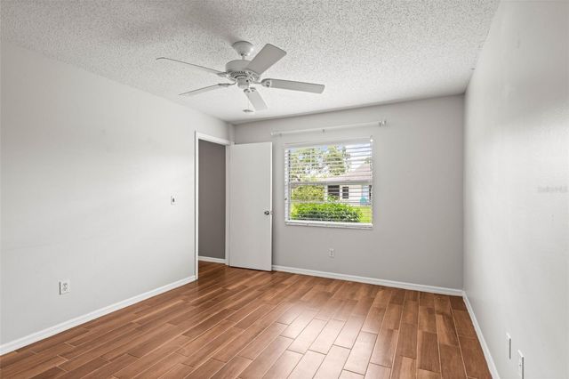 2011 HADRIAN COURT 2011, Sun City Center, FL 33573