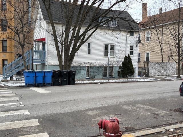 2665 W Medill Avenue, Chicago, IL 60647