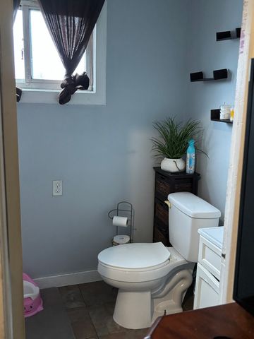 2665 W Medill Avenue, Chicago, IL 60647