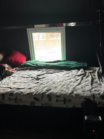 2665 W Medill Avenue, Chicago, IL 60647