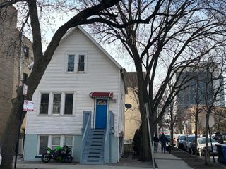 2665 W Medill Avenue, Chicago, IL 60647