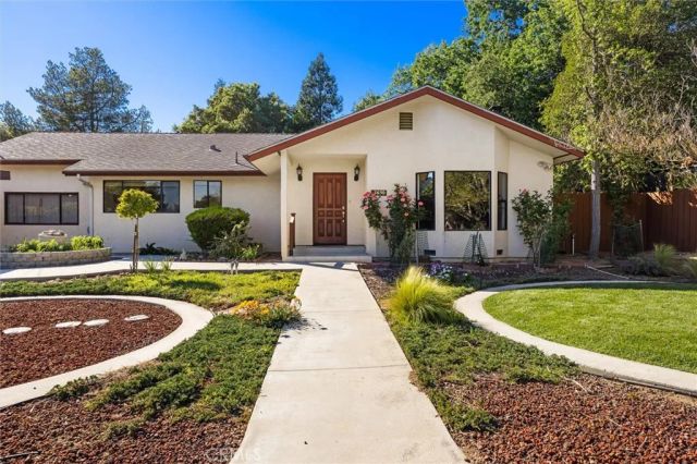 7650 Carmelita Avenue, Atascadero, CA 93422