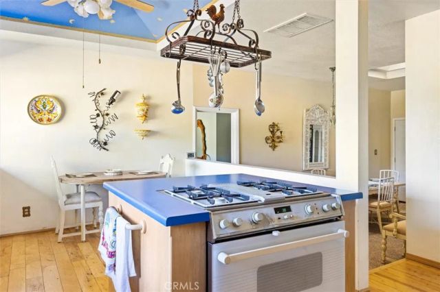 7650 Carmelita Avenue, Atascadero, CA 93422