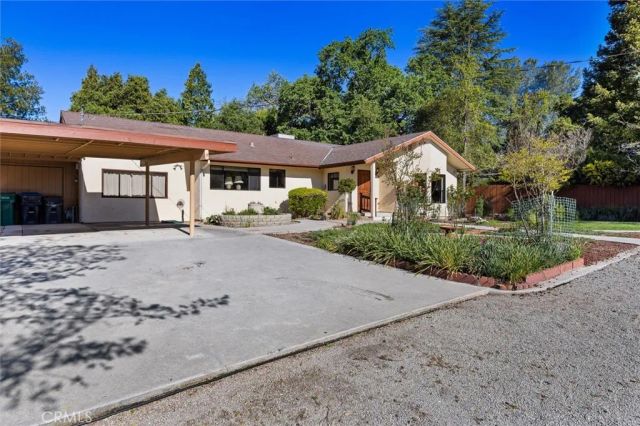 7650 Carmelita Avenue, Atascadero, CA 93422