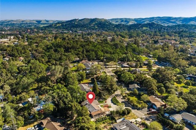 7650 Carmelita Avenue, Atascadero, CA 93422