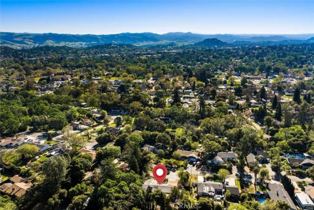 7650 Carmelita Avenue, Atascadero, CA 93422