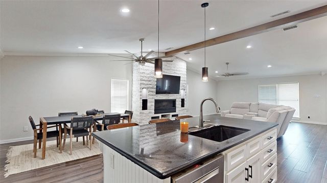 438 Willow Springs Drive, Coppell, TX 75019