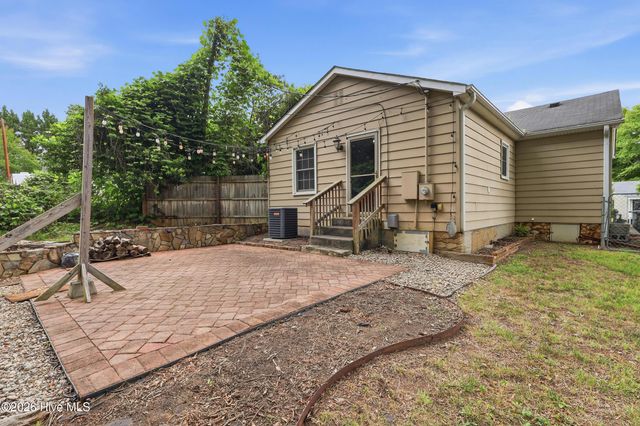 1603 Roseland Street, Greensboro, NC 27408