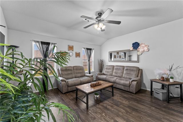 888 NW Evans Circle, Bentonville, AR 72713