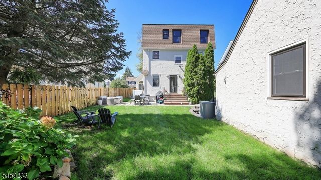 533 Edgar Rd, Westfield Town, NJ 07090