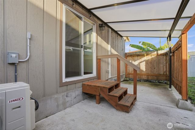 344 Douglas Street, Longview, WA 98632