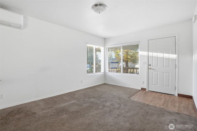 344 Douglas Street, Longview, WA 98632