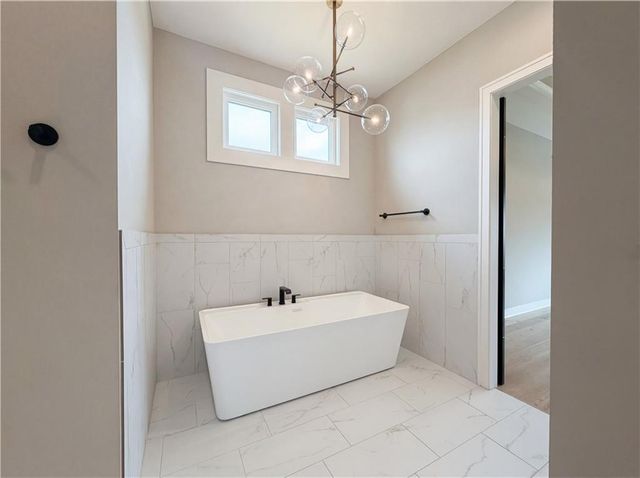 25090 W 106th Court, Olathe, KS 66061