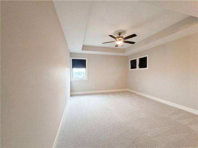 25090 W 106th Court, Olathe, KS 66061