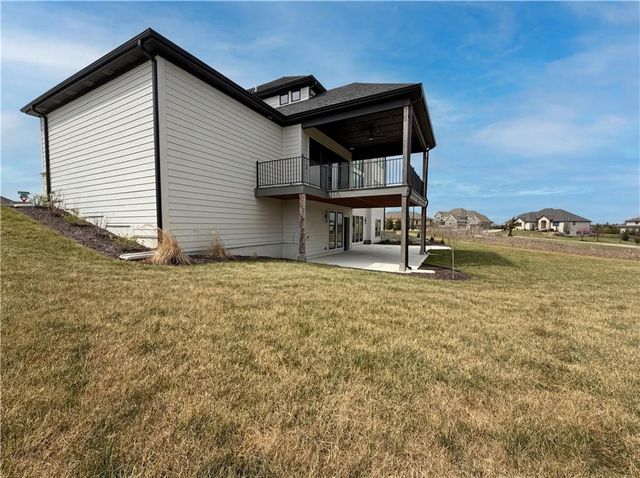 25090 W 106th Court, Olathe, KS 66061