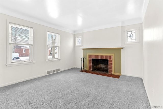 23621 Lawrence Avenue, Dearborn, MI 48128