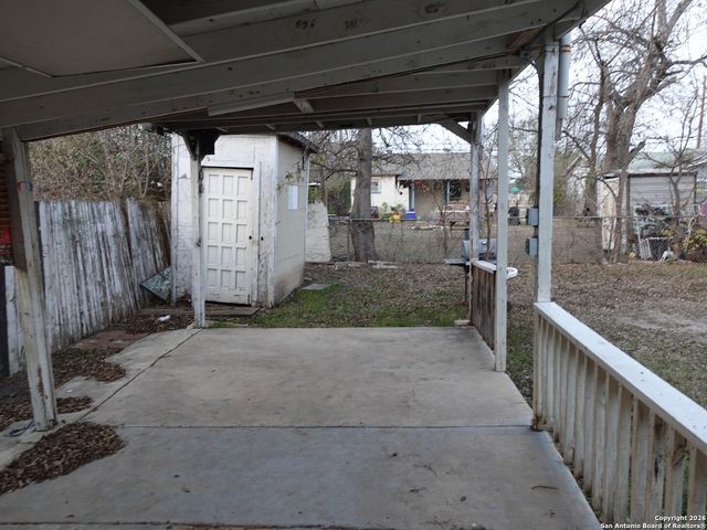 305 Queretaro St, San Antonio, TX 78237