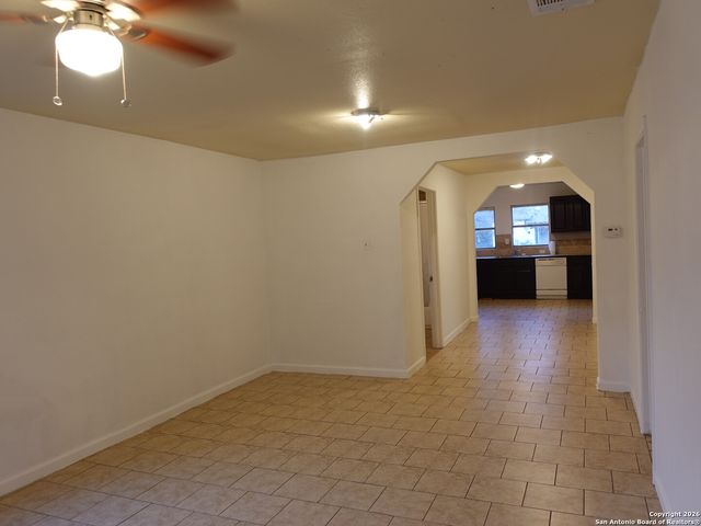 305 Queretaro St, San Antonio, TX 78237