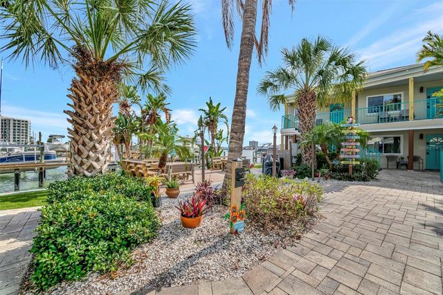 673 BAY ESPLANADE 204, Clearwater Beach, FL 33767